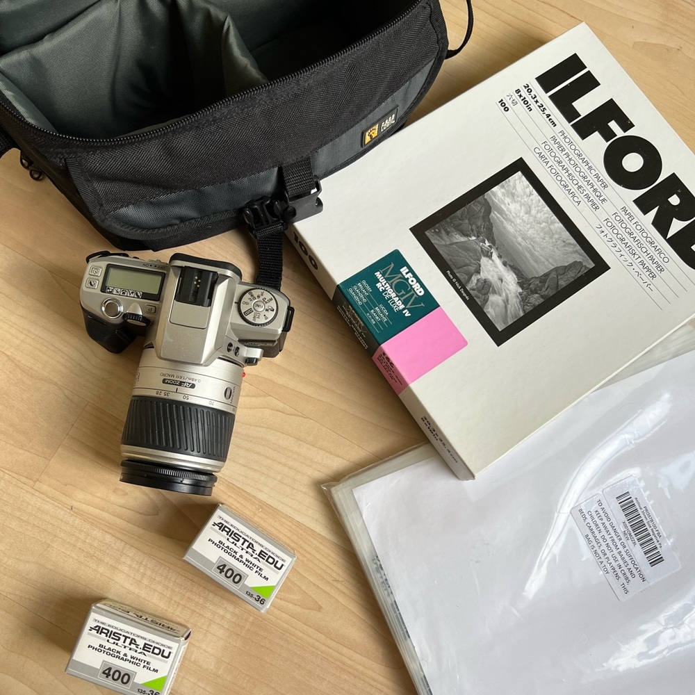 Minolta Maxxum 5 Film Camera (Set)